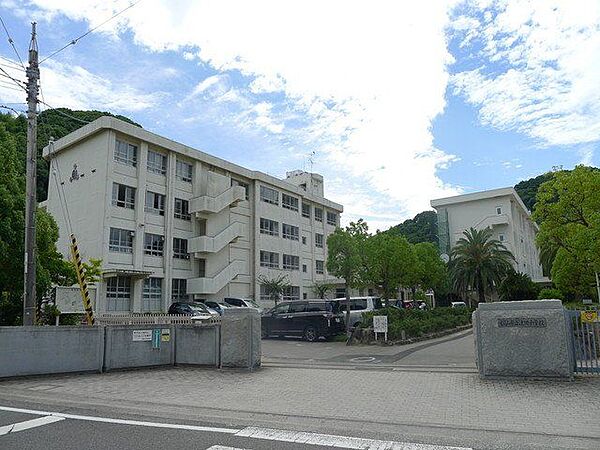 松山市立津田中学校 1991m