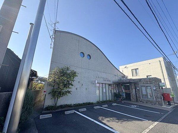 松山大可賀郵便局 746m