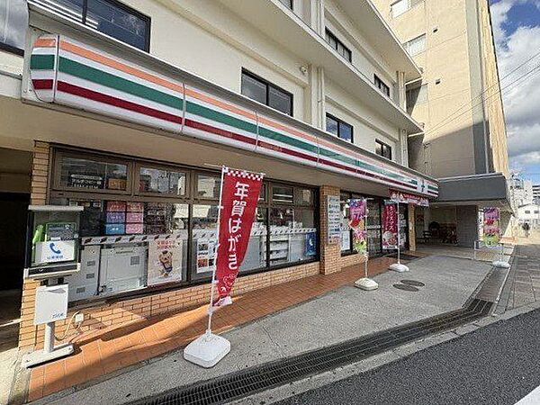 セブン-イレブン　いよてつ古町駅店 489m