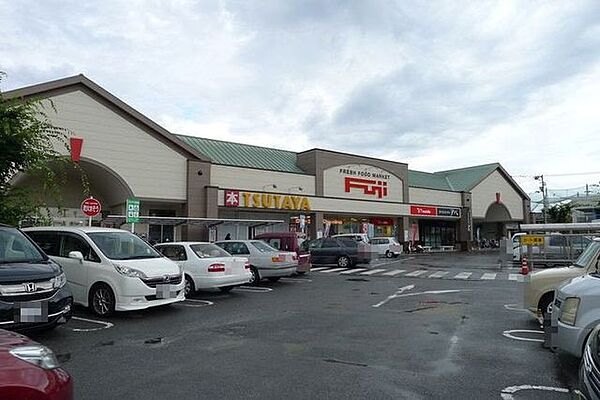 フジ姫原店 441m