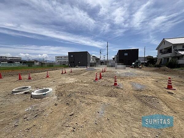 弊社では建売の販売もしております♪。「土地から探して建てるか、完成済みの建売にするか迷っている」という方も、お気軽にお問い合わせください♪