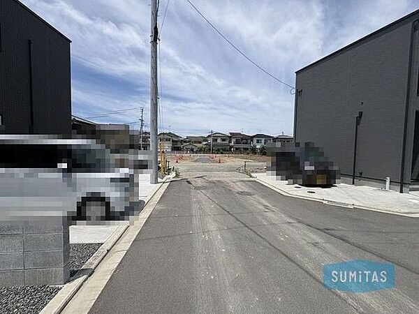 弊社では建売の販売もしております♪。「土地から探して建てるか、完成済みの建売にするか迷っている」という方も、お気軽にお問い合わせください♪