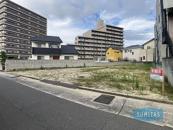 500m圏内にスーパー・コンビニ・ドラッグストアのある立地です♪是非現地にて立地を体感頂けばと思います♪