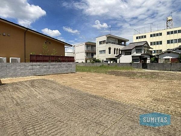 松山市内の銀行でしたら、どちらも提携しておりますので、お客様の支払い方や借り入れ状況に応じて、一番合ったご提案をさせていただきます♪