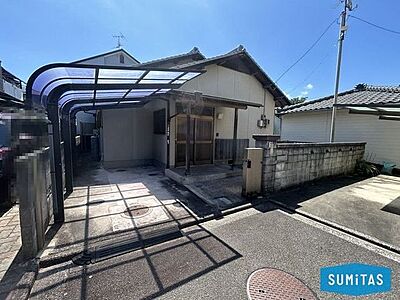 外観:伊予市下吾川にあります、平成6年築3LDK平屋住宅です♪ 外観:伊予市下吾川にあります、平成6年築3LDK平屋住宅です♪