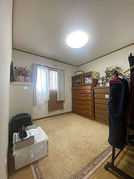 5.3帖洋室（2階）です♪住宅ローン、資金計画の相談もお気軽に♪お客様のライフプランに沿ってご提案させて頂きます♪