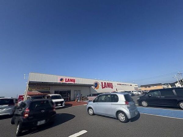 ラ・ムー 松山西店 3992m