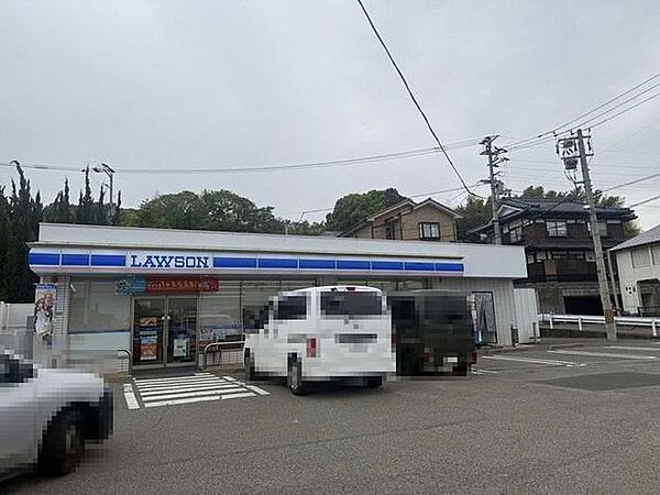 ローソン松山祝谷店 736m