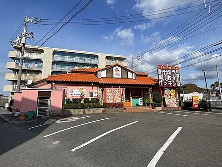 チャイナハウス すけろく 吉藤店 260m