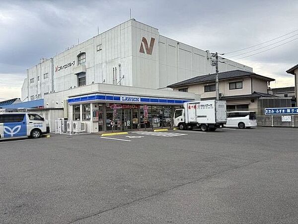 ローソン　松山安城寺店 706m