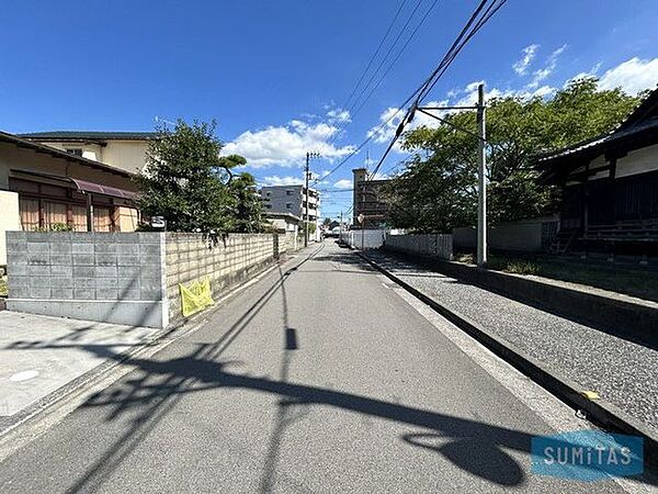現地案内も承っております♪土地の広さや周辺環境を実際にご確認いただけますので、お気軽にご相談ください♪
