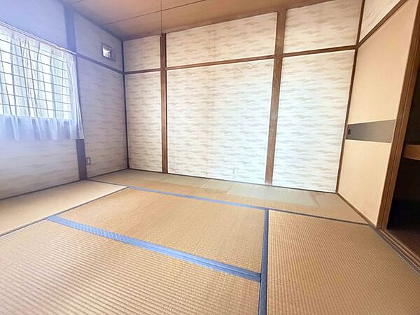 【和室1】親世帯との二世帯同居はもちろん、2階を趣味や仕事用のフロアとして独立させて活用も可能。