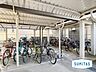その他：屋根付きの駐輪場で自転車を雨からしっかり守ります。しっかりスペースがあるので、出し入れもスムーズ♪