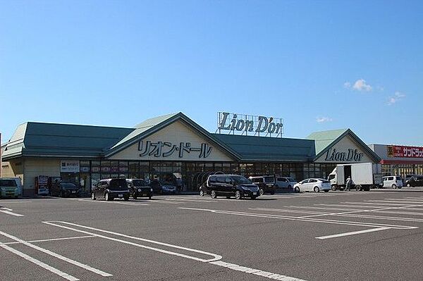 リオンドール本宮高木店 3401m
