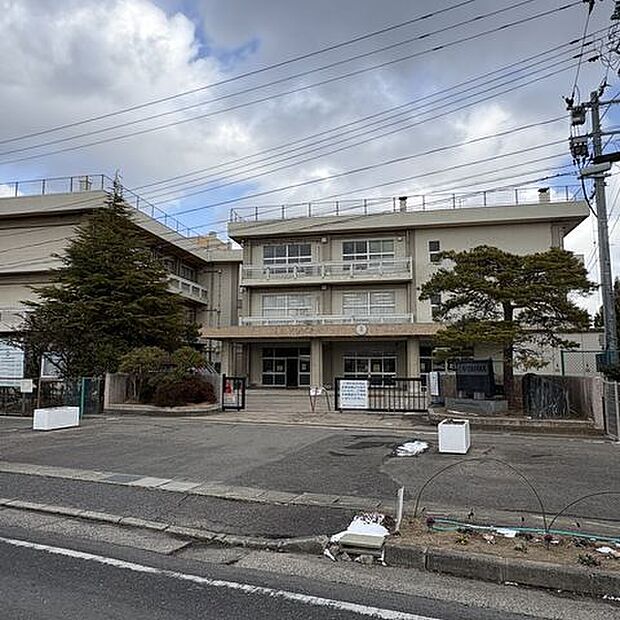 郡山市立大成小学校 1100m