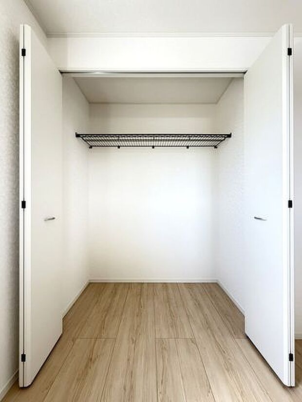 お部屋本来の広さを活かしながら、見た目にもすっきりした住空間を保てます。