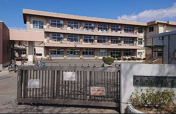 郡山市立永盛小学校 2200m