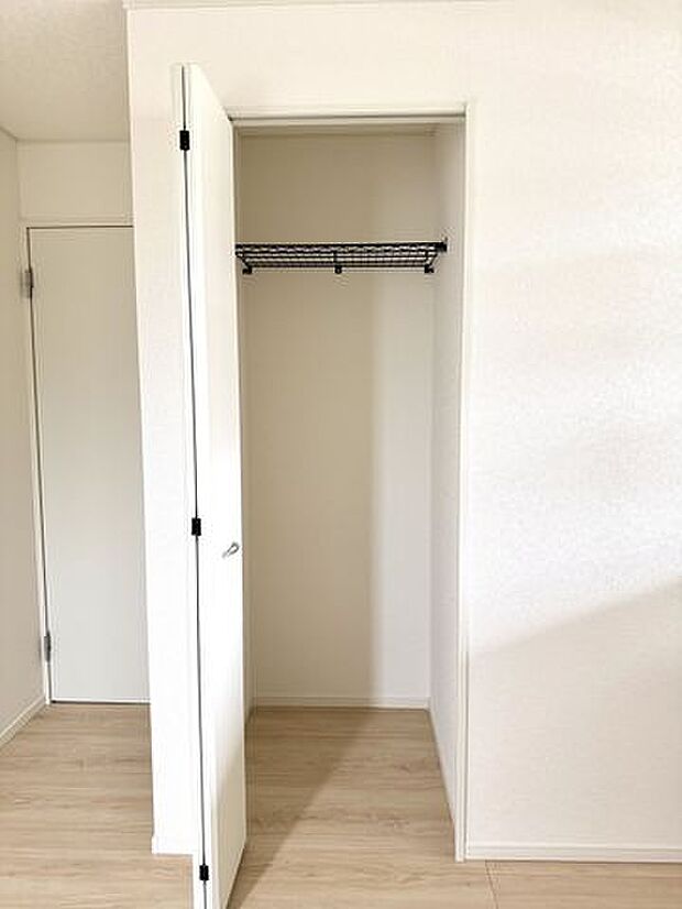 物の定位置を作りやすく、毎日の片付けがしやすくなります。