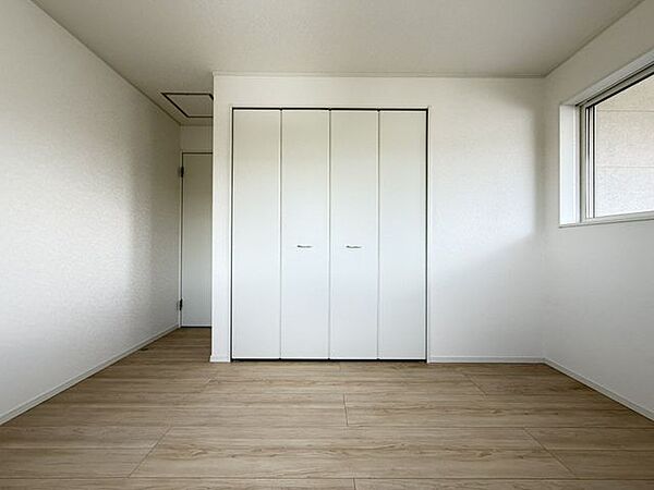 お客様の宿泊にも対応できる頼もしい空間です。