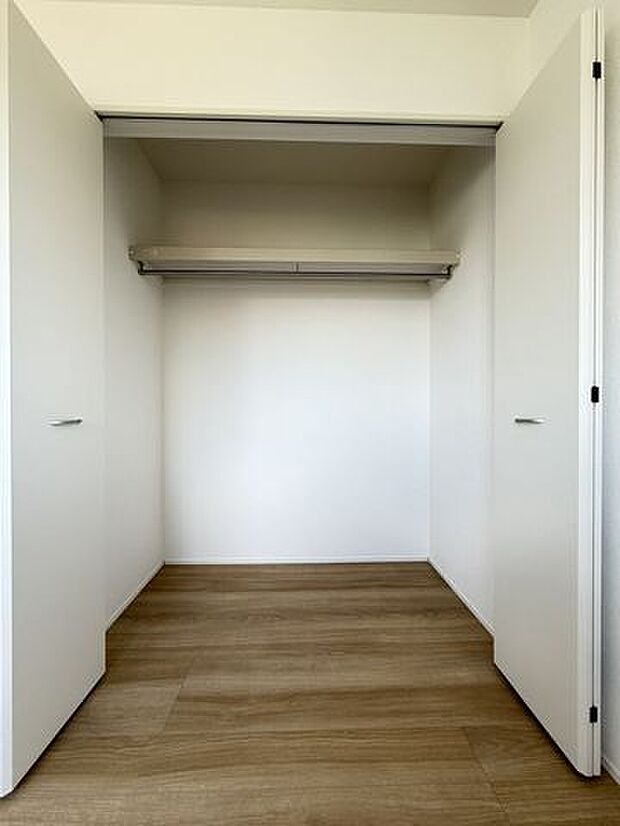 お部屋本来の広さを活かしながら、見た目にもすっきりした住空間を保てます。