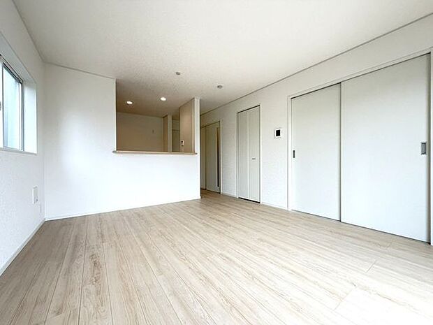 食事後の団らんや休日の時間を楽しめる、家族の中心になる場所です。家族で検討しやすくなります。