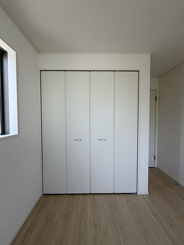 収納がしっかり確保されていると、家具を増やしすぎずに暮らしを整えやすくなります。