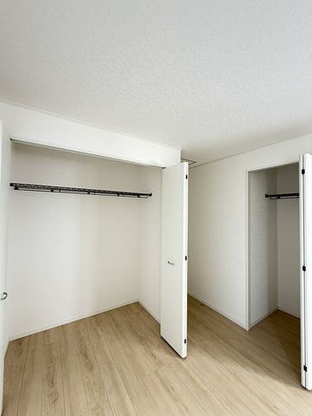 お部屋本来の広さを活かしながら、見た目にもすっきりした住空間を保てます。
