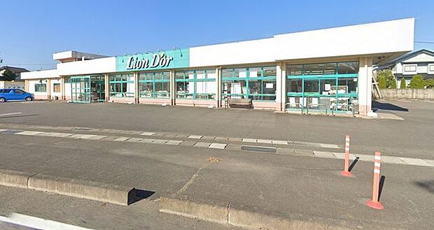 リオンドール須賀川インター 686m