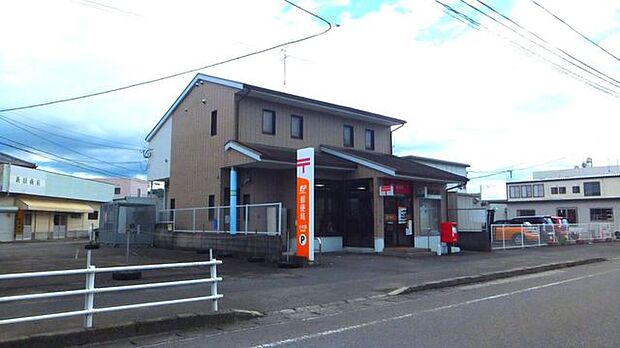 小中島郵便局 238m