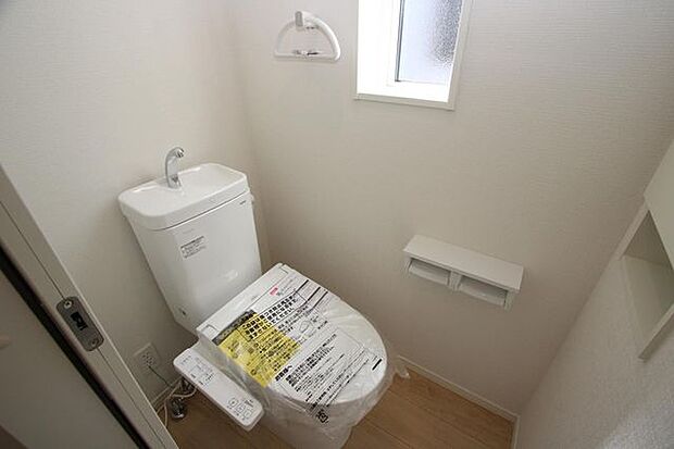 2階にもトイレがあると安心ですね