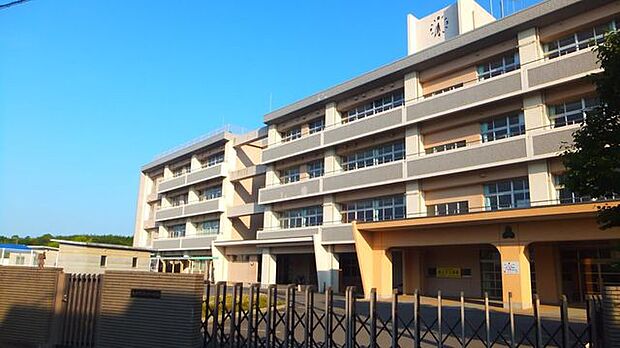 大分市立坂ノ市小学校 1875m