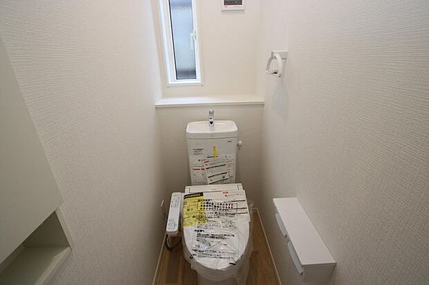 2階にもトイレがあると安心ですね