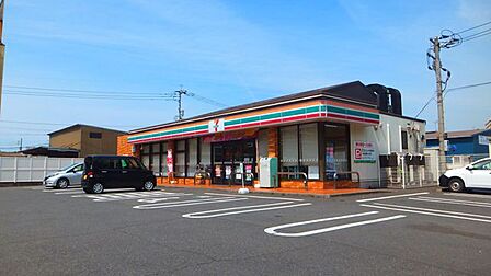 セブンイレブン大分西新地店 242m