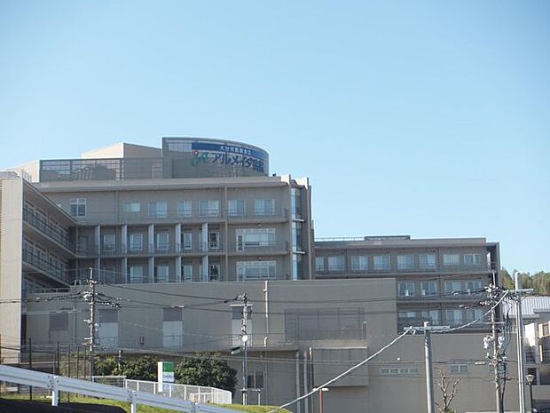 大分市医師会立アルメイダ病院 791m