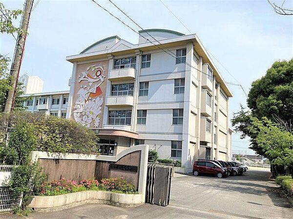 大分市立豊府小学校 995m