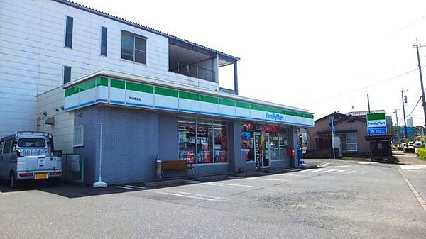 ファミリーマート　大分椎迫店 911m