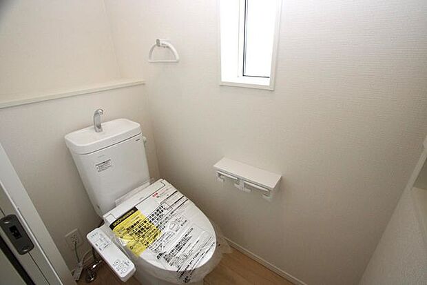2階にもトイレがあると安心ですね