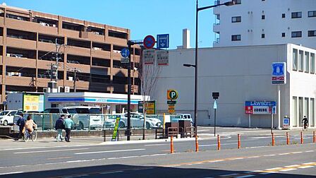 ローソン大分舞鶴町1丁目店 311m