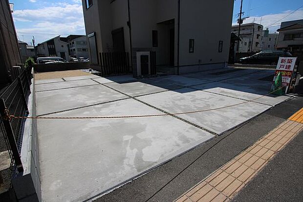 駐車場3台可能です♪