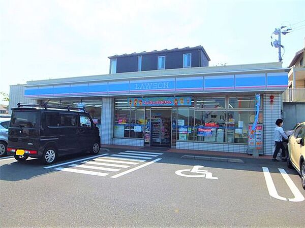 ローソン　大分にじが丘1丁目店 881m
