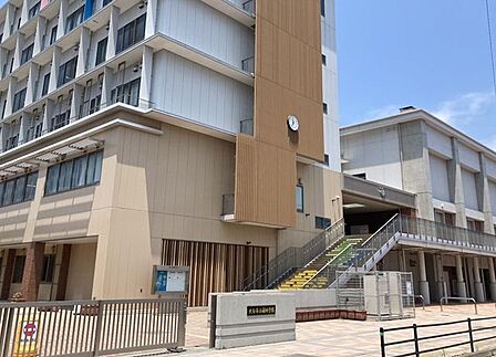 大分市立碩田学園 1075m