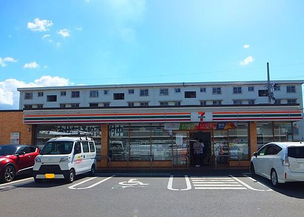 セブンーイレブン　大分明野北店 927m