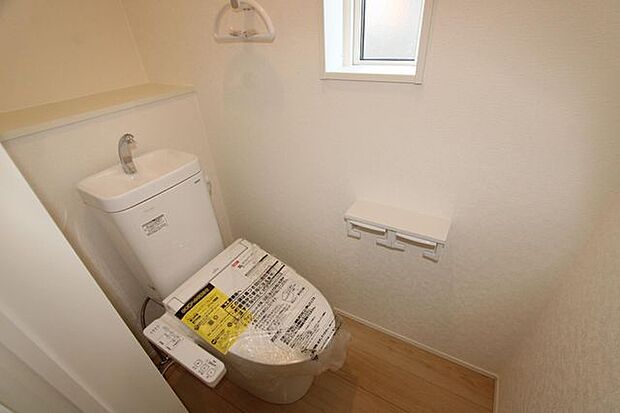 2階にもトイレがあると安心ですね