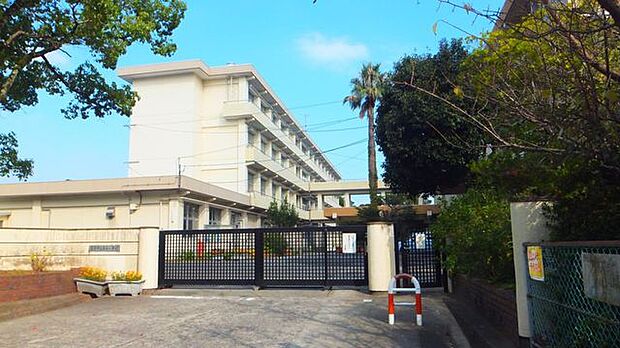 大分市立寒田小学校 709m
