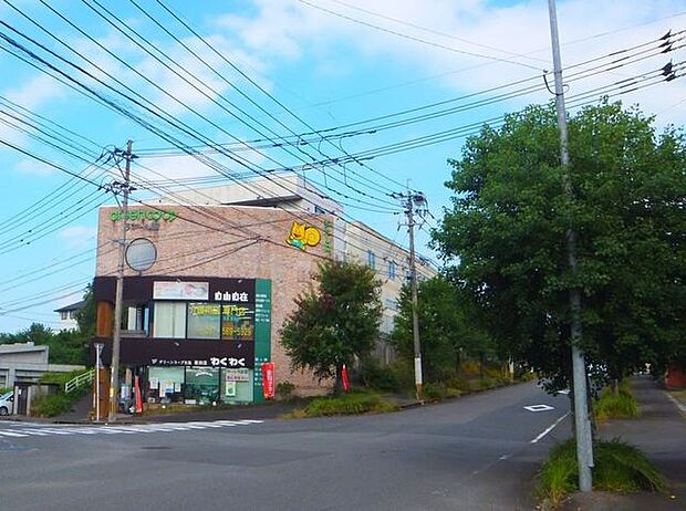 グリーンコープ寒田店 257m