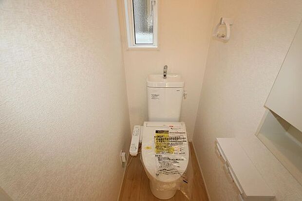 2階にもトイレがあると安心ですね