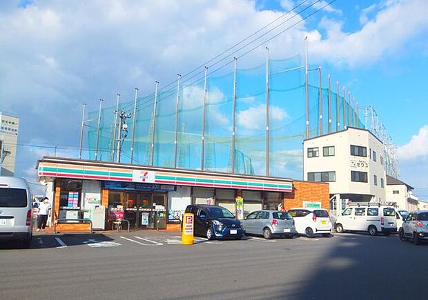 セブンーイレブン大分春日浦店 384m