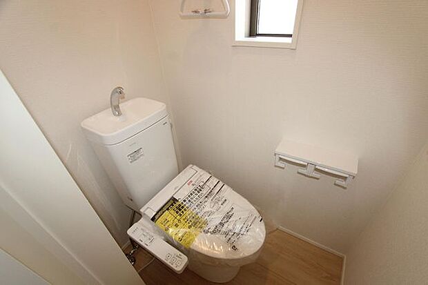 2階にもトイレがあると安心ですね