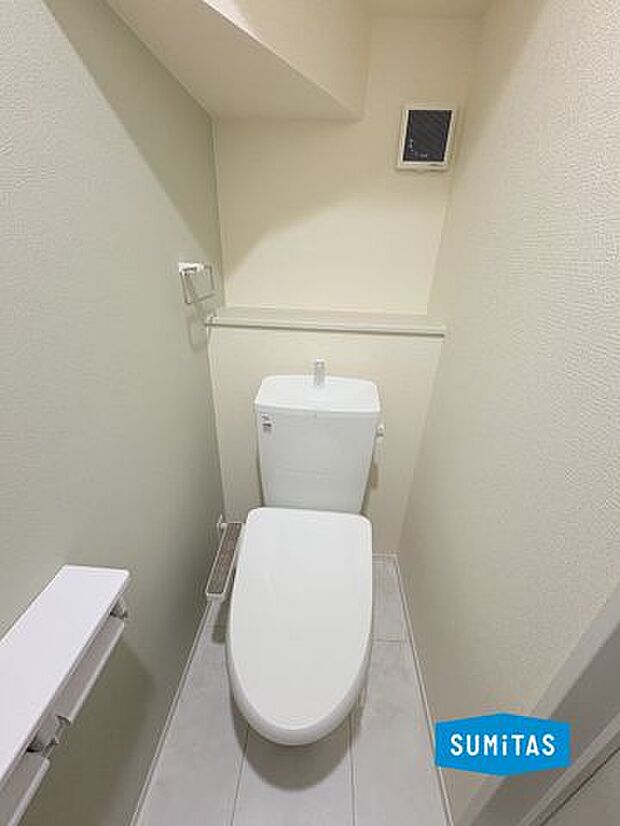 1階トイレ(洗浄機能付き)