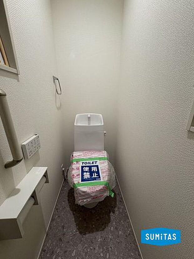 1階トイレです